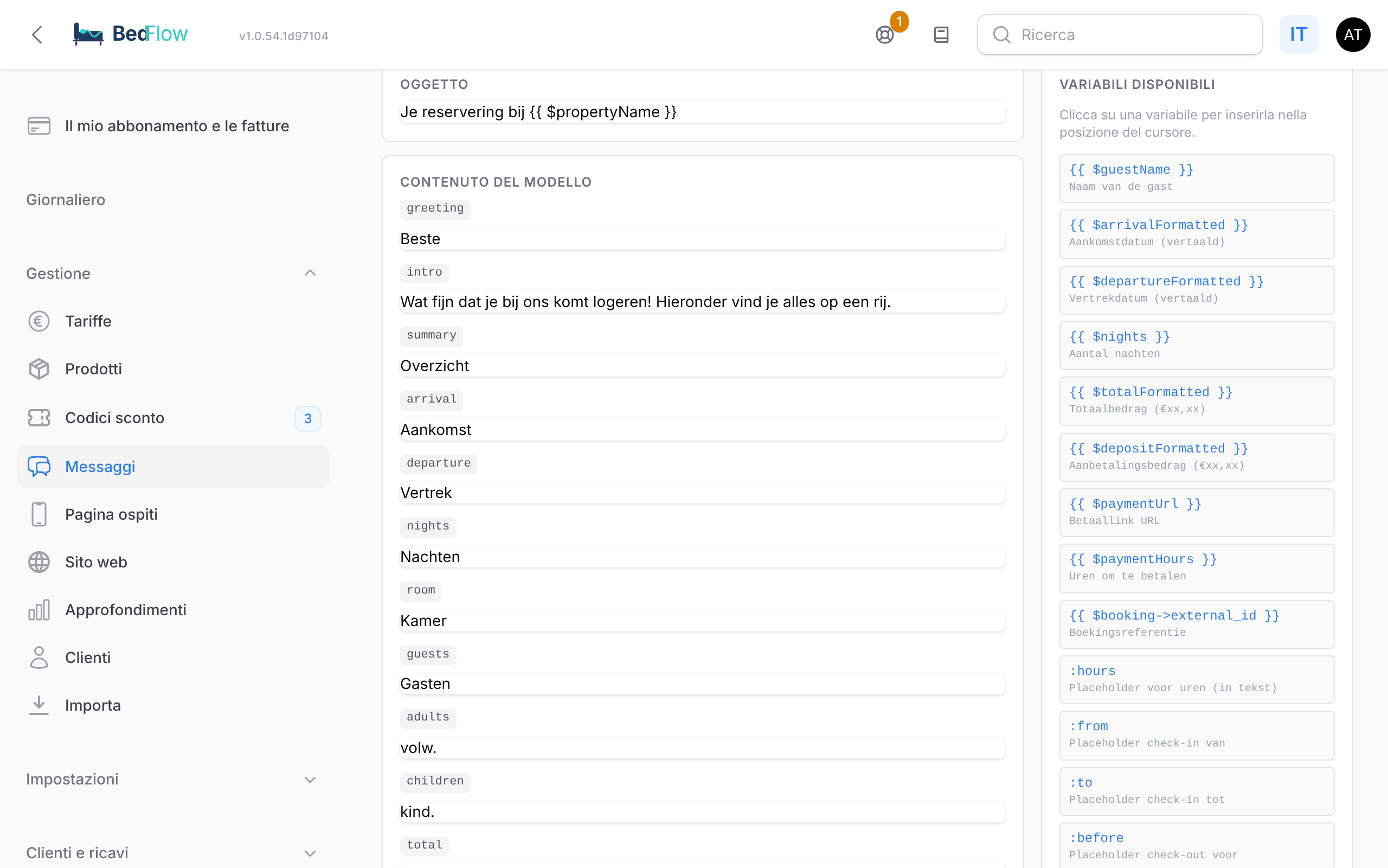 La pagina Modelli di messaggio con la firma e il link per la recensione in alto, e sotto i modelli per gruppo